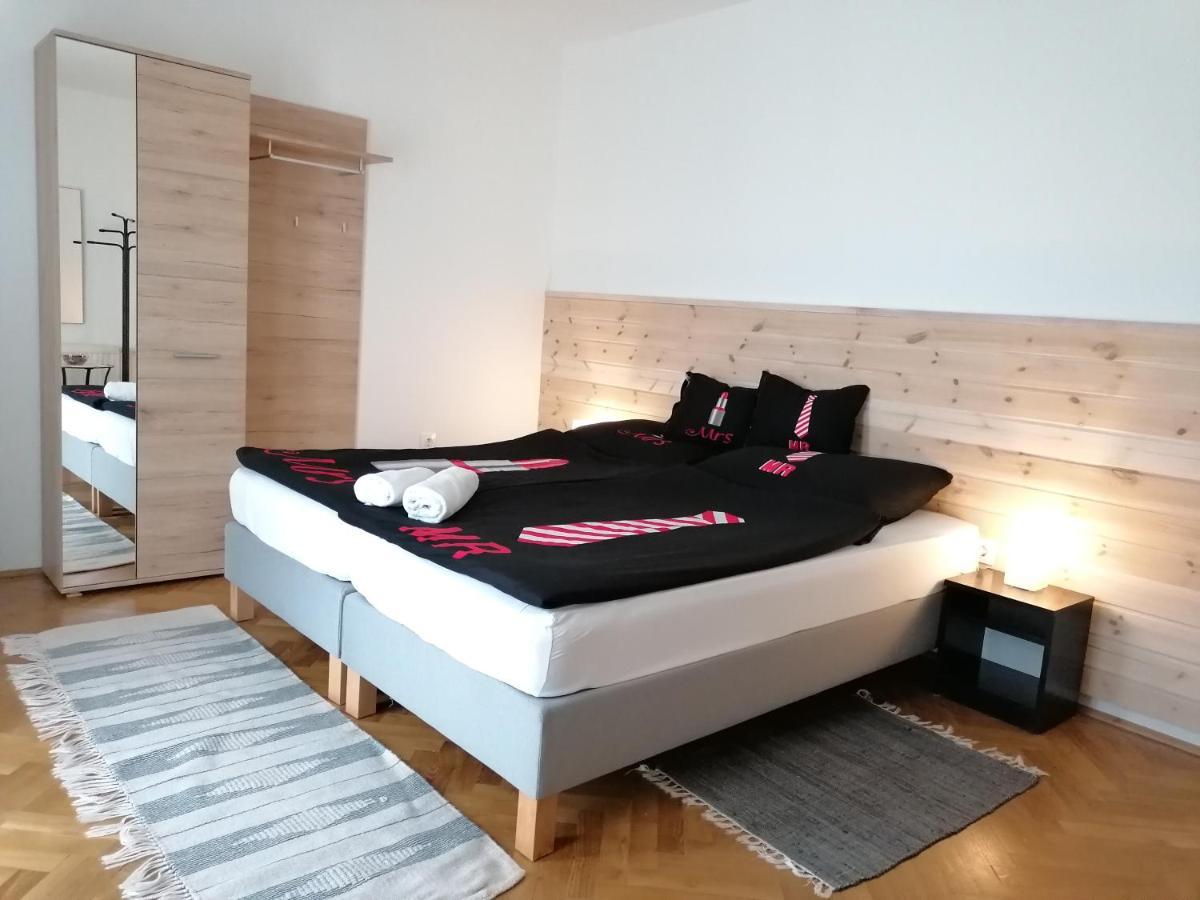 Panorama Birtok - Wellness Panzio, Konferencia Es Rendezvenykoezpont Bed & Breakfast Gyorujbarat Exterior photo